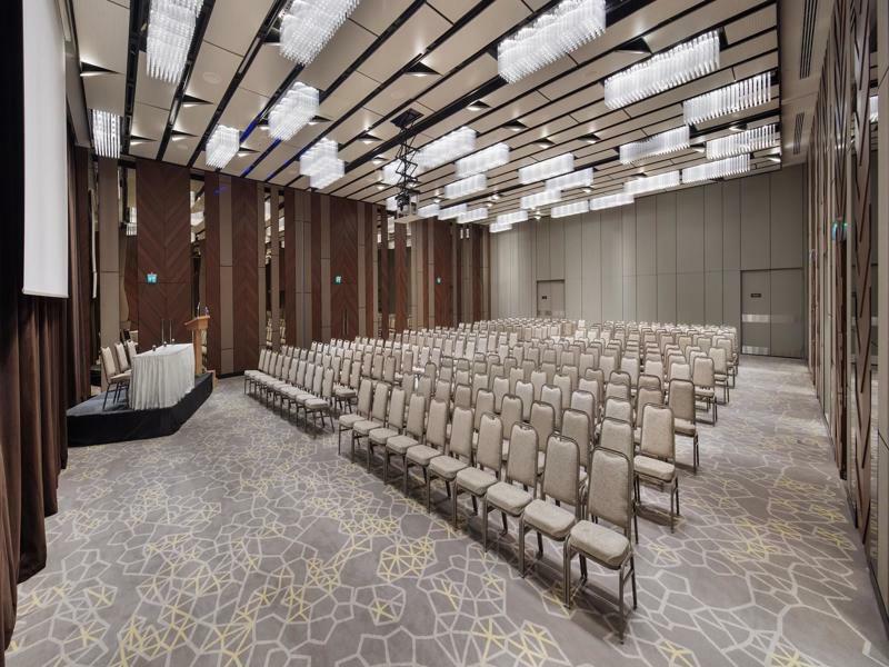 Hilton Garden Inn Istanbul Atatuerk Airport Екстериор снимка